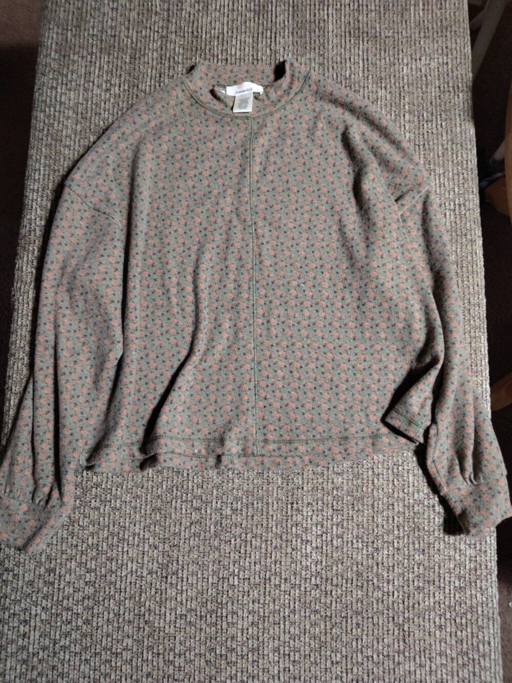 urban romantics top sz Large bohemian vibes, beige floral